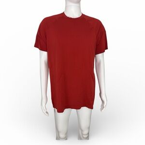 lululemon athletica Red Metal Vent Short Sleeve Tee